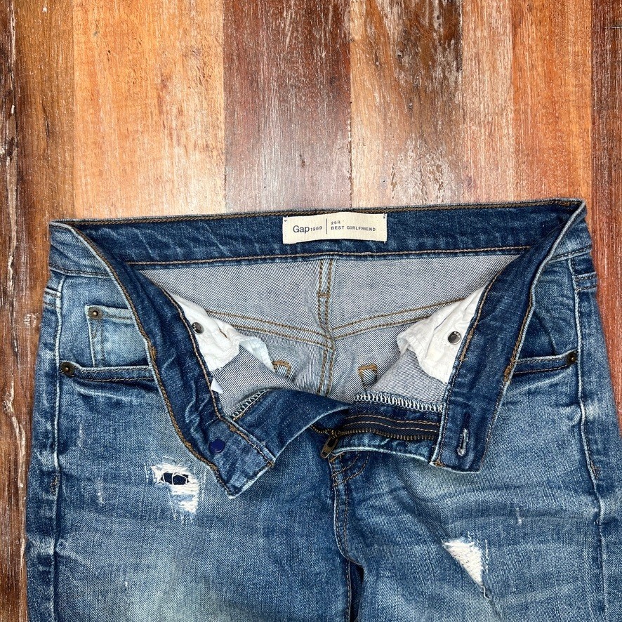 Gap 1969 Jeans – Women’s – Distressed – Size 26R – Medium Wash Blue