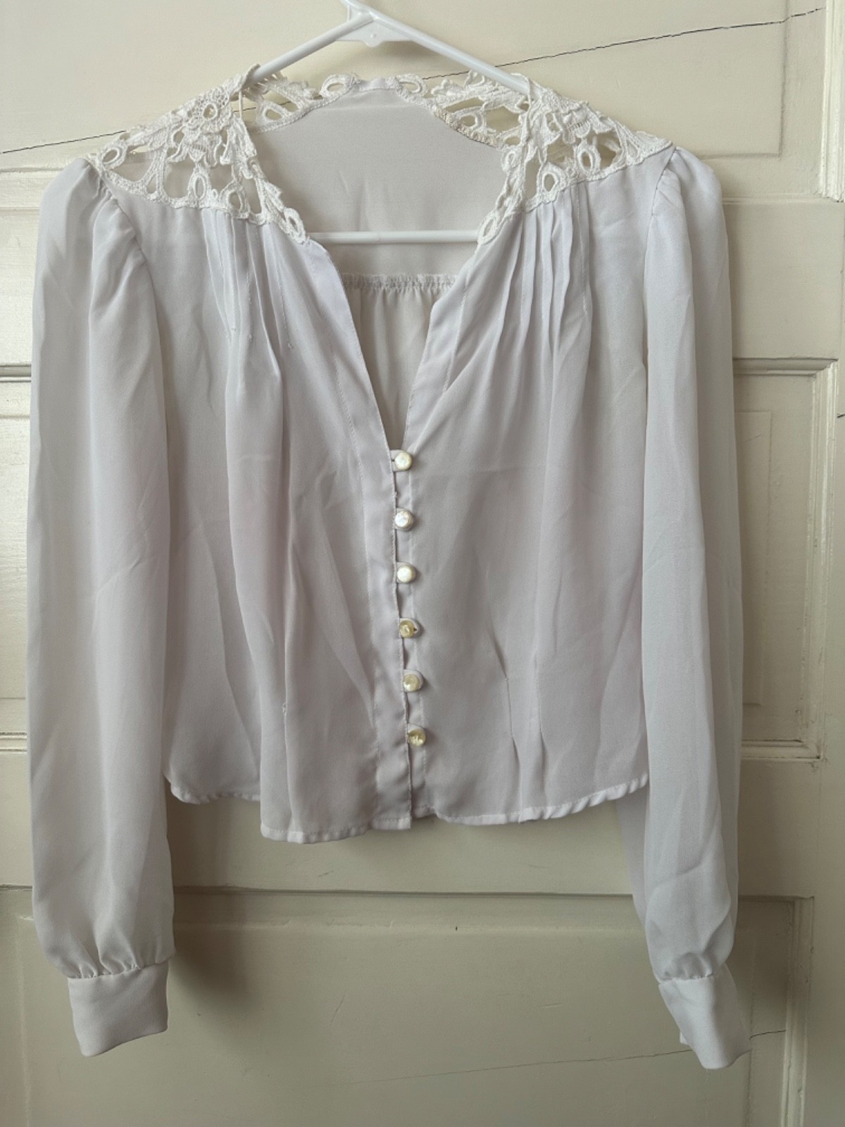 Vintage 70’s Boho Lace Yoke Patchwork Long Cuff Sleeve White Button Up Blouse