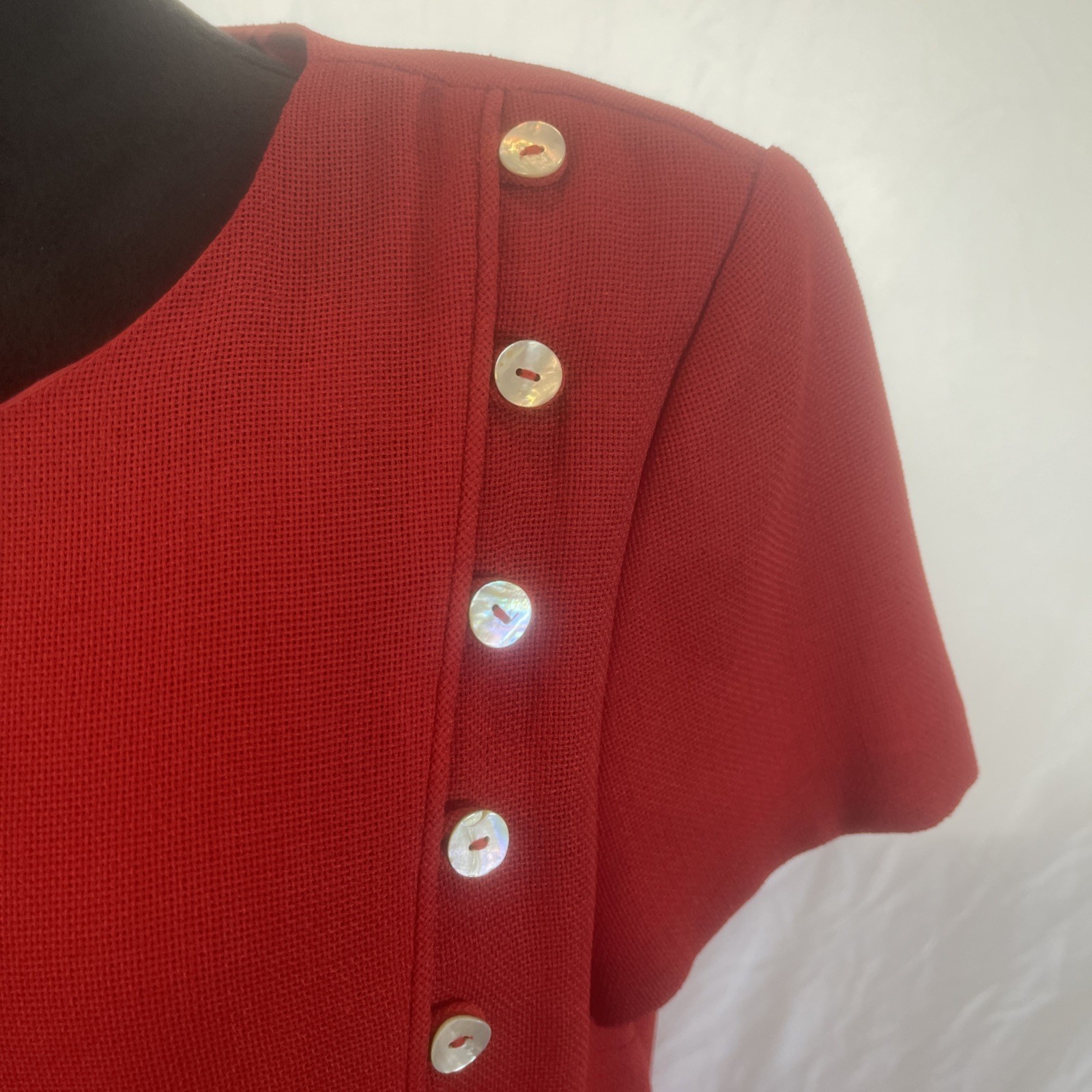 Vintage 90’s Donna Ricco dress Sz 16 Shell Buttons Red Woven Maxi sheath dress
