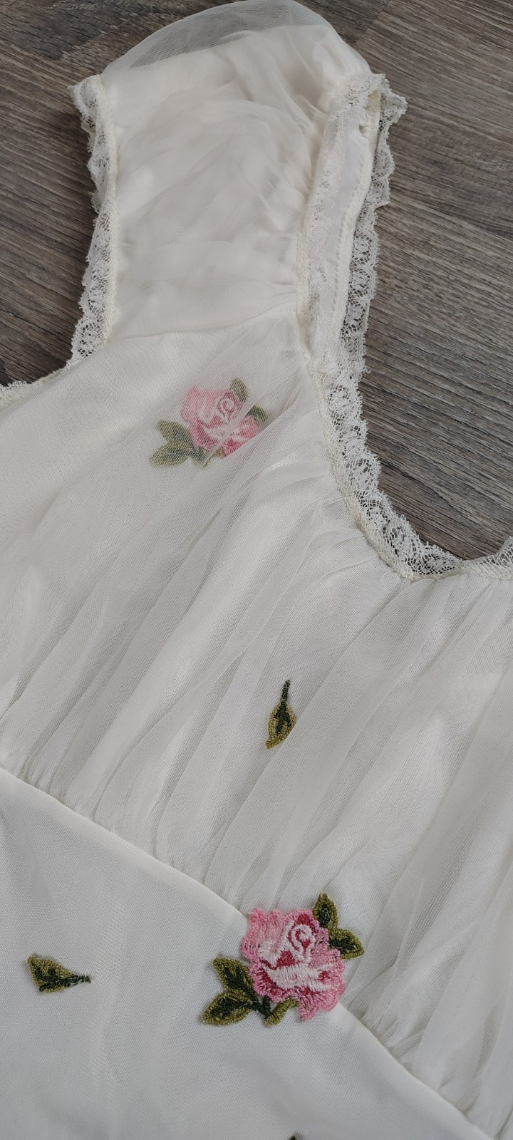 Vtg Laros Peignoir Set Nightgown Robe White Lace Rose Appliques Large 34 USA