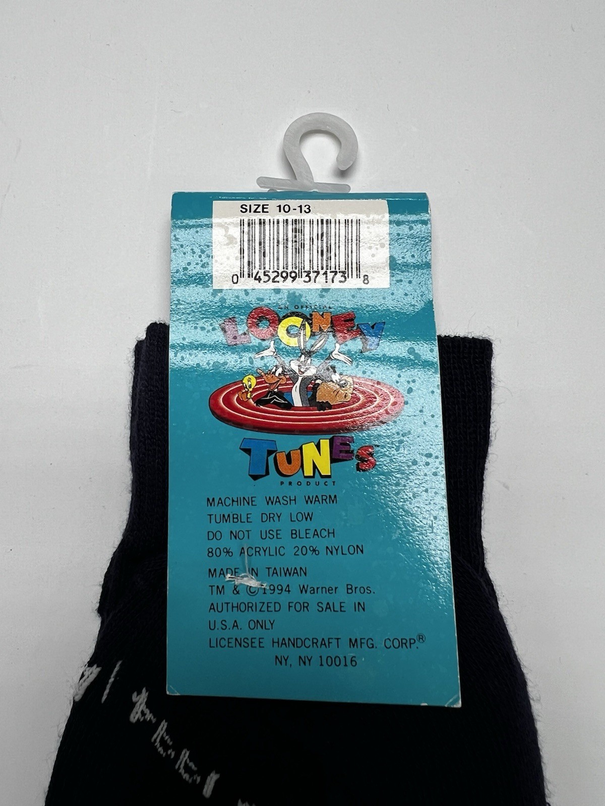 NEW Vintage 90’s Garfield Taz Looney Tunes Print Novelty Crew Socks Size 10-13 L