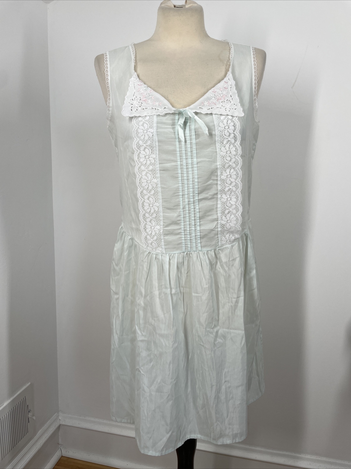 Vtg Monique M Mint Green Lace Collar Sheer Summer Babydoll Nightgown USA