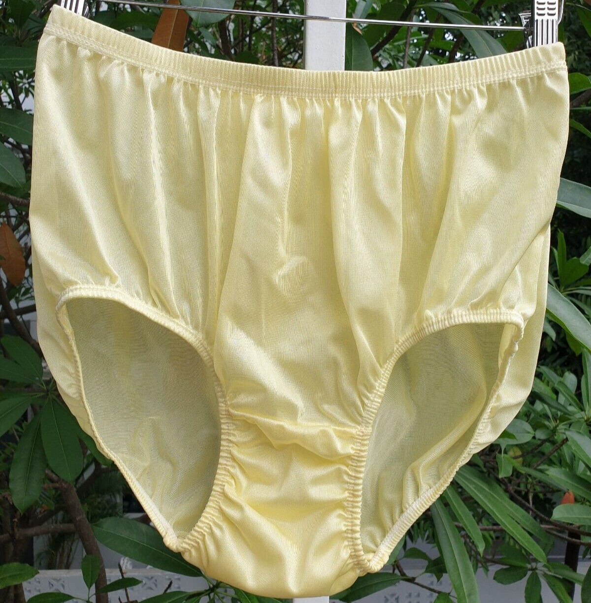 Vintage Silky Nylon Panty Sissy Yellow Granny Sheer Brief Size 10-11 Hip 48-52″