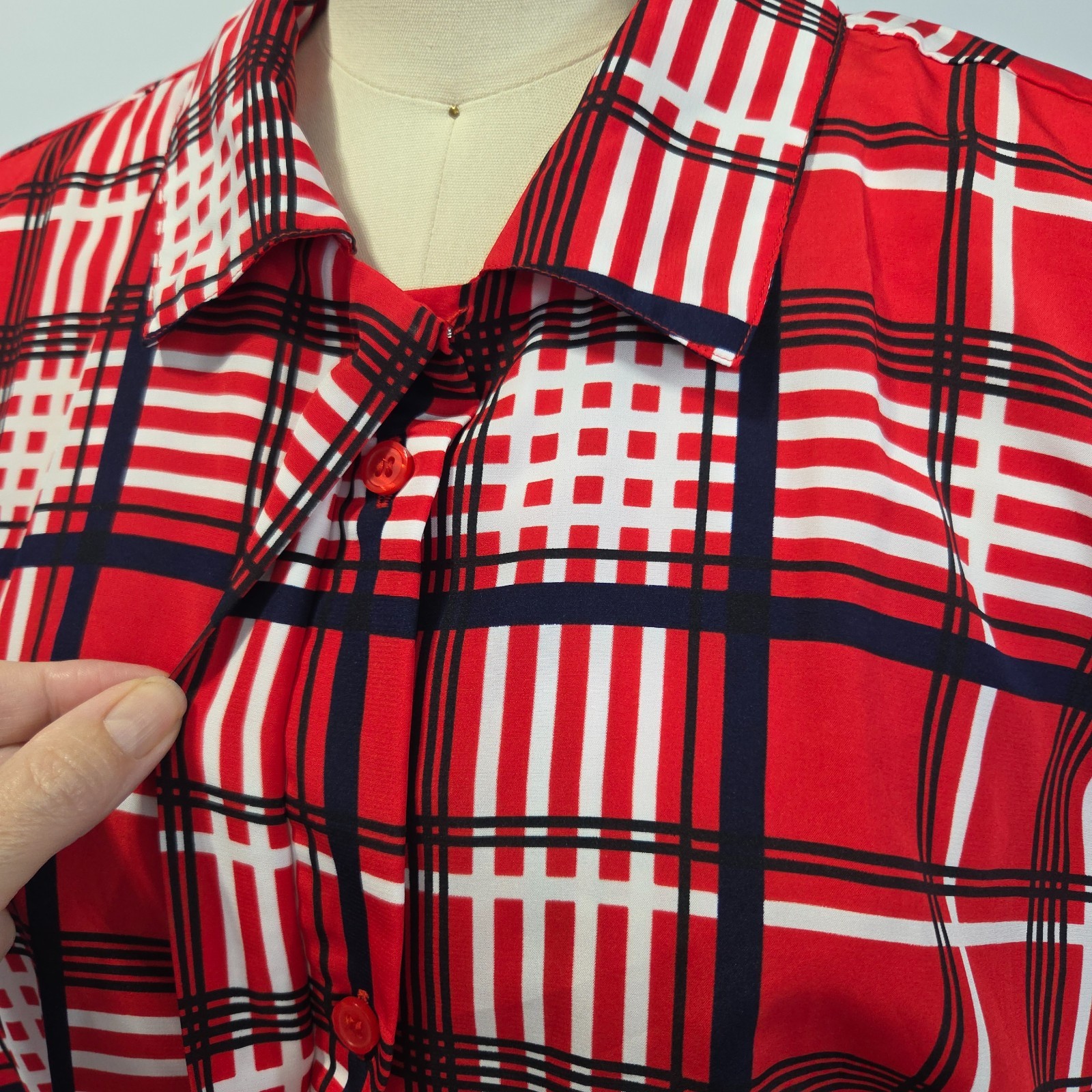 Vintage 70s Red Plaid Midi Shirt Dress Size L Tie Waist Long Sleeve Tartan