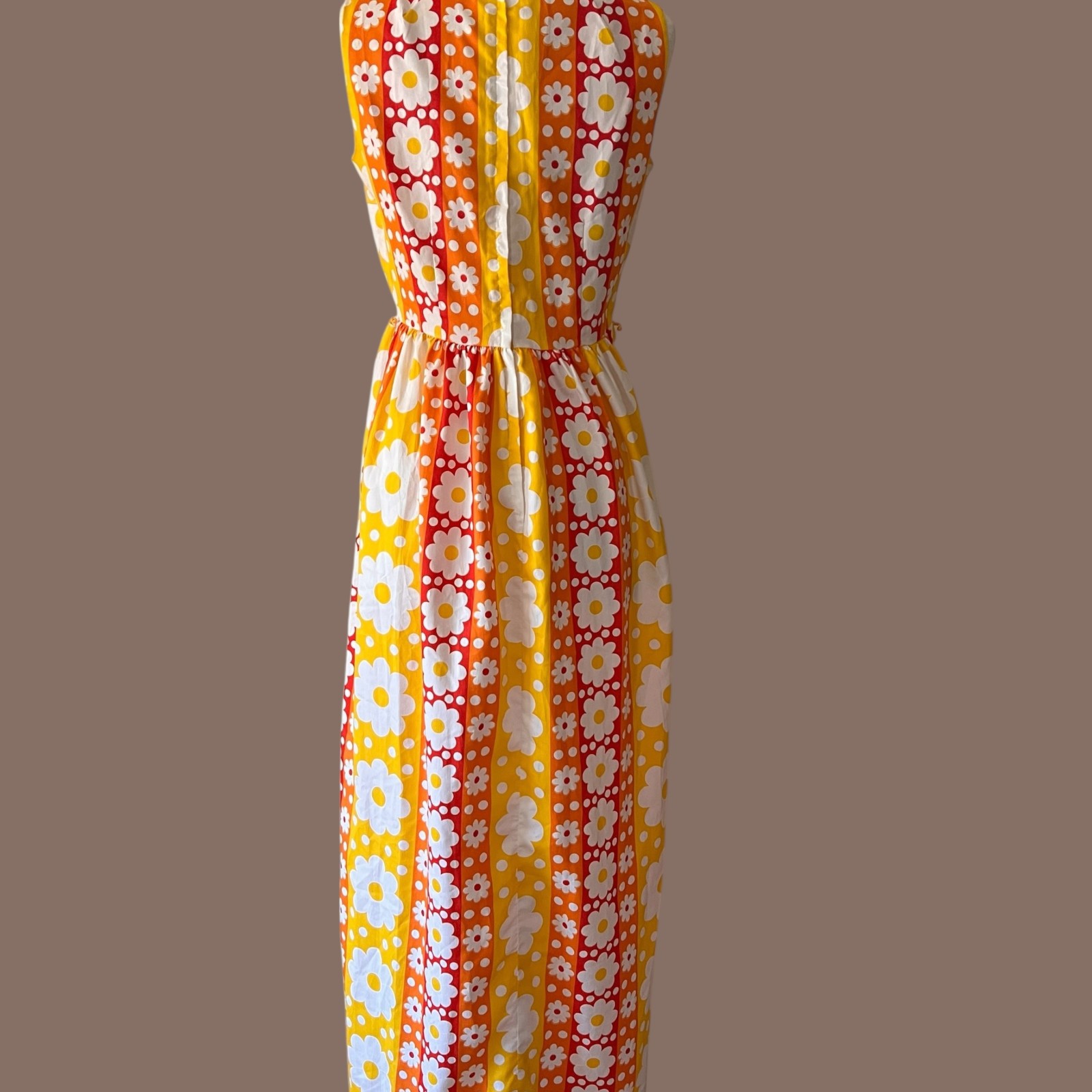 Vintage Concept 70s Swirl Floral Maxi Dress