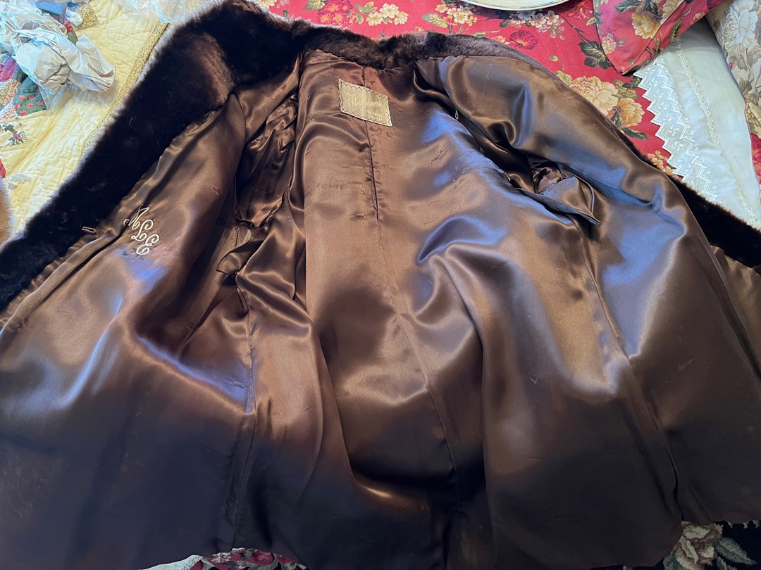 Vintage Stylish 1940s Genuine Sheared Lamb Mouton Coat with Separate Mink Collar