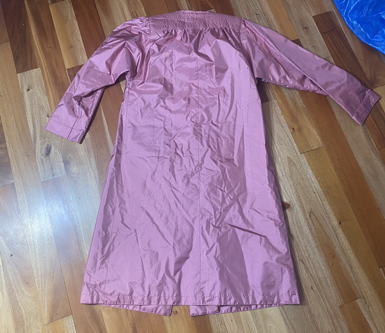 VINTAGE FLEET STREET PINK NYLON BUTTON LUXURY RAIN TRENCH COAT SZ 4