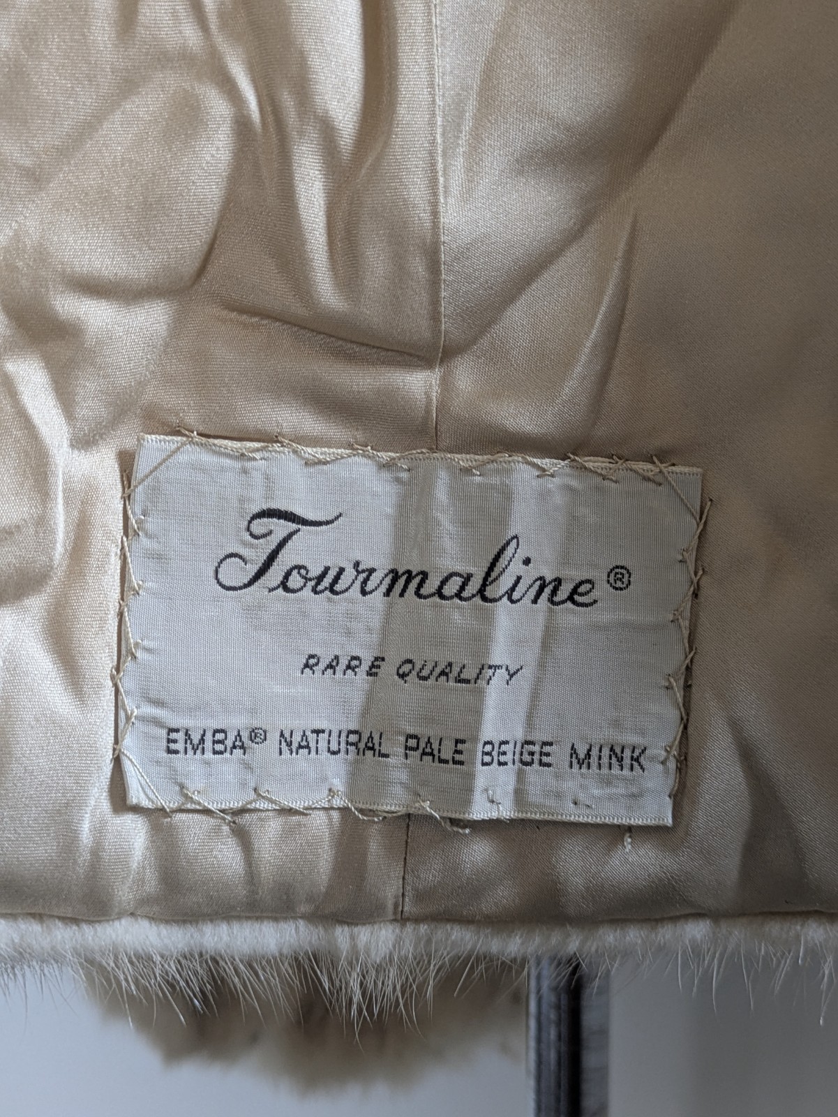 Vintage Mink Fur Stole Shawl Wrap Pale Beige Blonde Real Fur Tourmaline