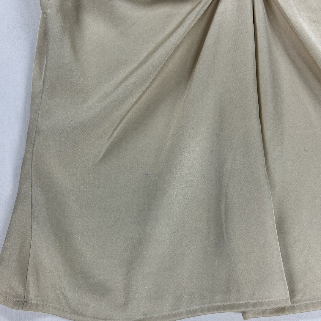 Express Vintage 2000S/ Y2K Woman’s Satin V-Neck Lace Blouse Small Creme