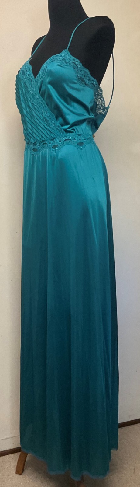 Jade Green Nightgown Jenelle of California Made in the US Size Tall Large (VC43)