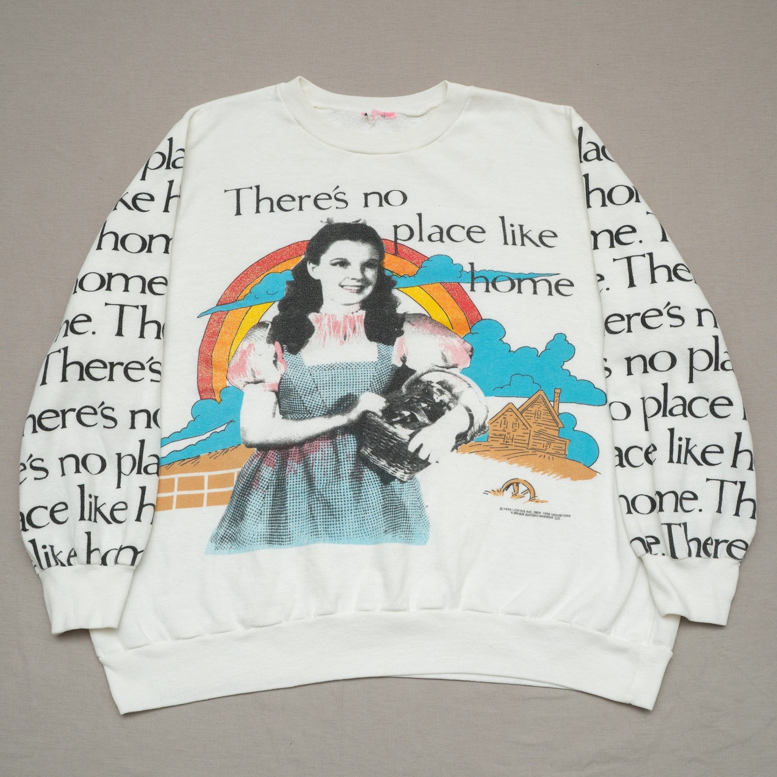 Vintage 80s Wizard of Oz No Place Like Home AOP Sleeve Print Glitter Sweatshirt