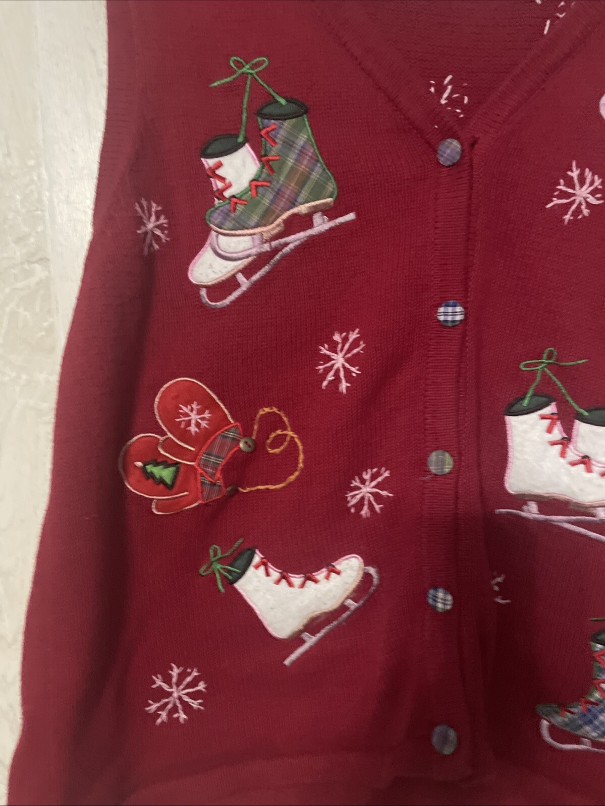 Basic Editions Winter (Christmas) Sweater Vest Size 1x Ice Skates