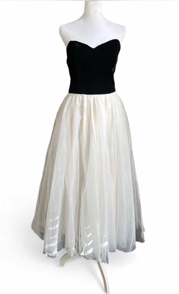 VTG 80s Black Velvet & Ivory Tulle Party Dress Full Skirt Sweetheart Bodice Sz10