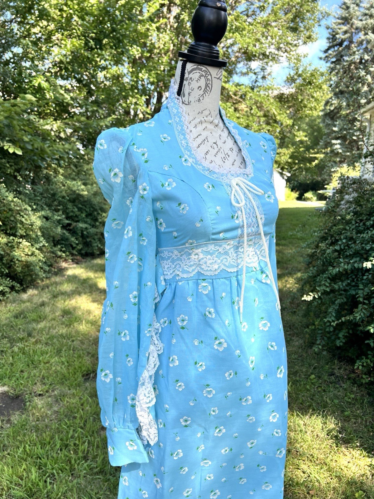 Vintage JC Penny Women’s Size 7 Prairie Floral 70s Maxi Blue Lace Dress