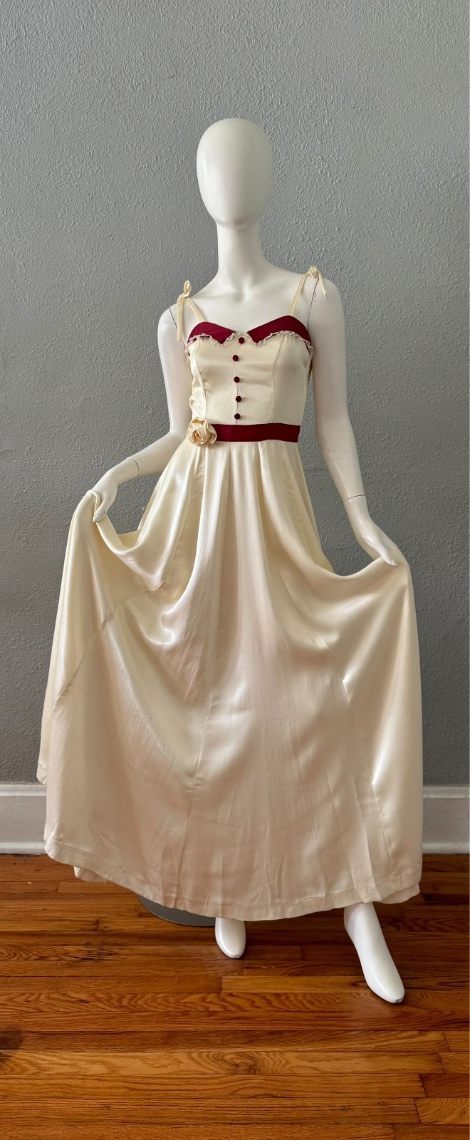 Vintage 40s Satin Ivory Full Sweep Formal Wedding Gown Dress XXS
