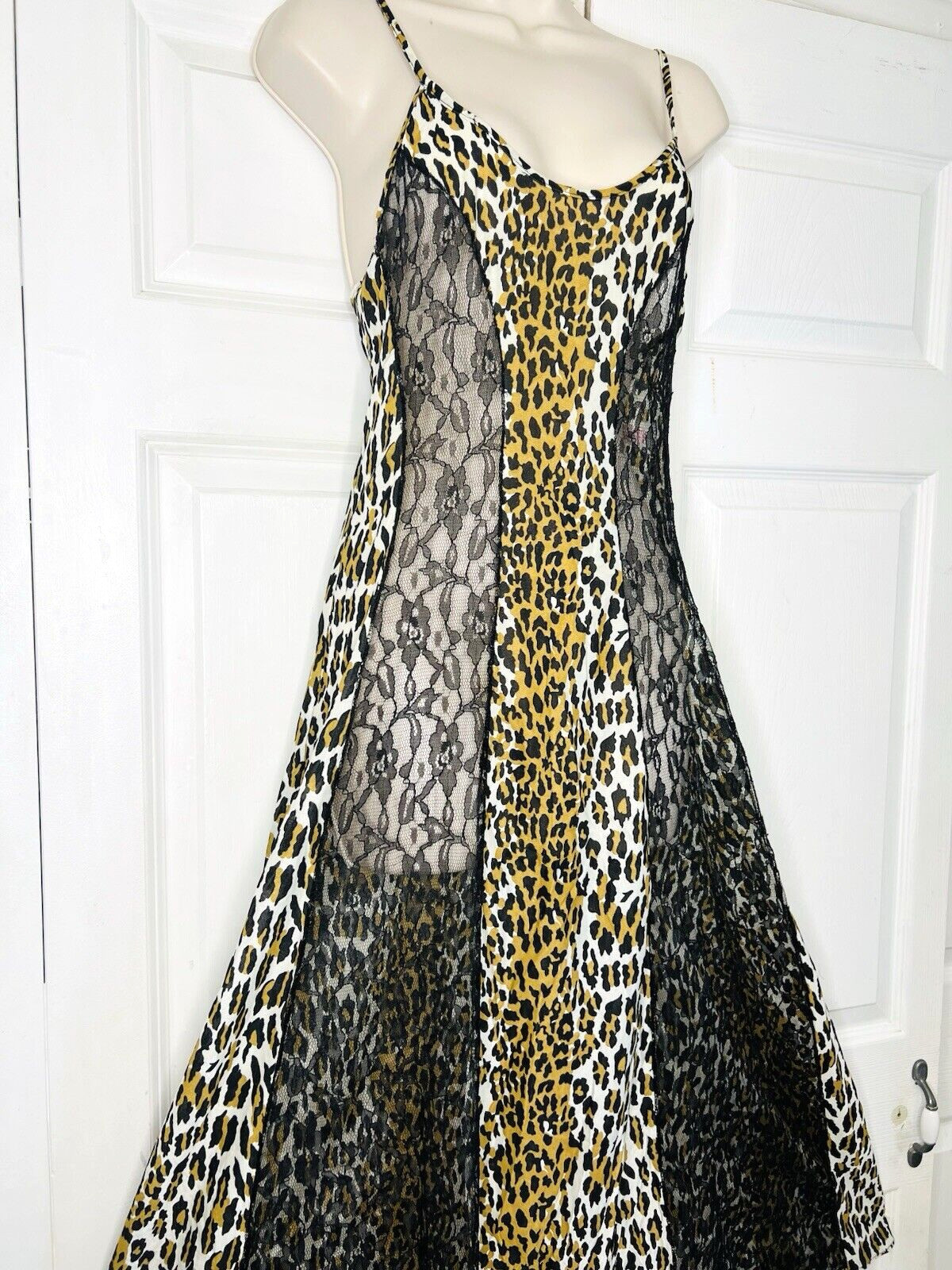 Vtg SEXY Leopard & Black Semi Sheer Lace Panels SMALL Long Negligee Nightgown