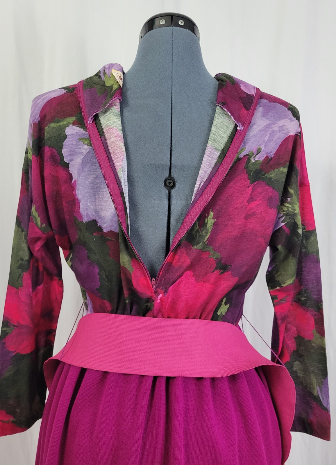 Vintage EJM Petites Pink/Purple/Green Floral Top w Magenta Skirt Size 6P