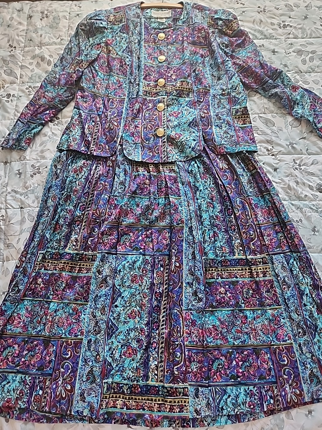 Vintage Jessica Howard Women’s Suit, Size 20, Bold Floral Baroque Print, USA