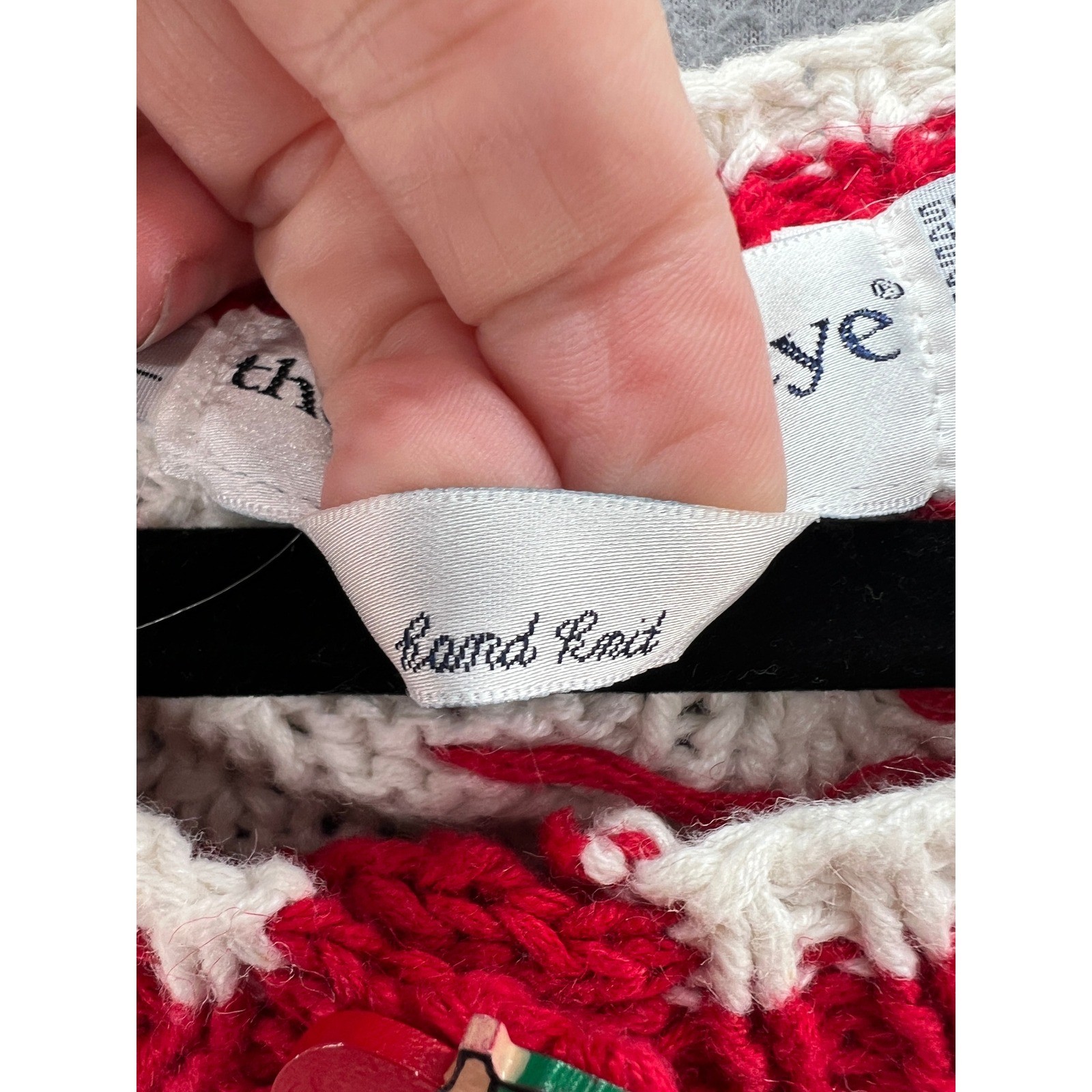 Vintage The Eagle’s Eye Hand Knit Teacher School Cardigan Sweater Cream Red 1993