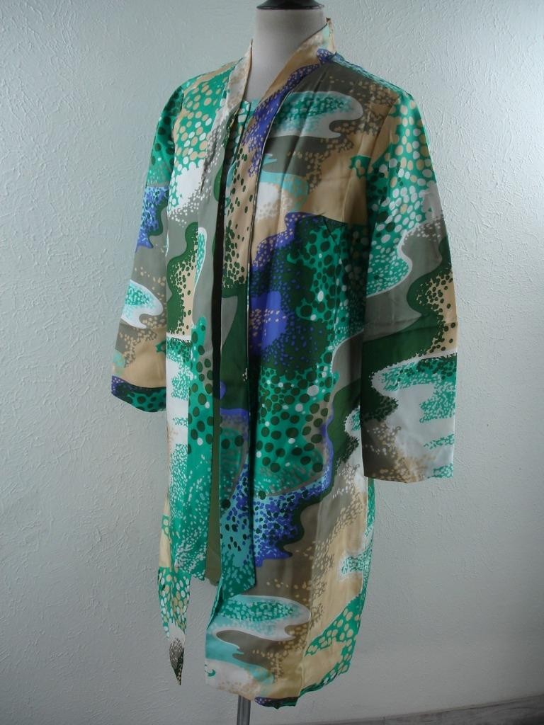 Women’s M L 16 Vtg 1960’s 2-Pc Dress Suit Long Jacket Maxi Cape Colorful Satin