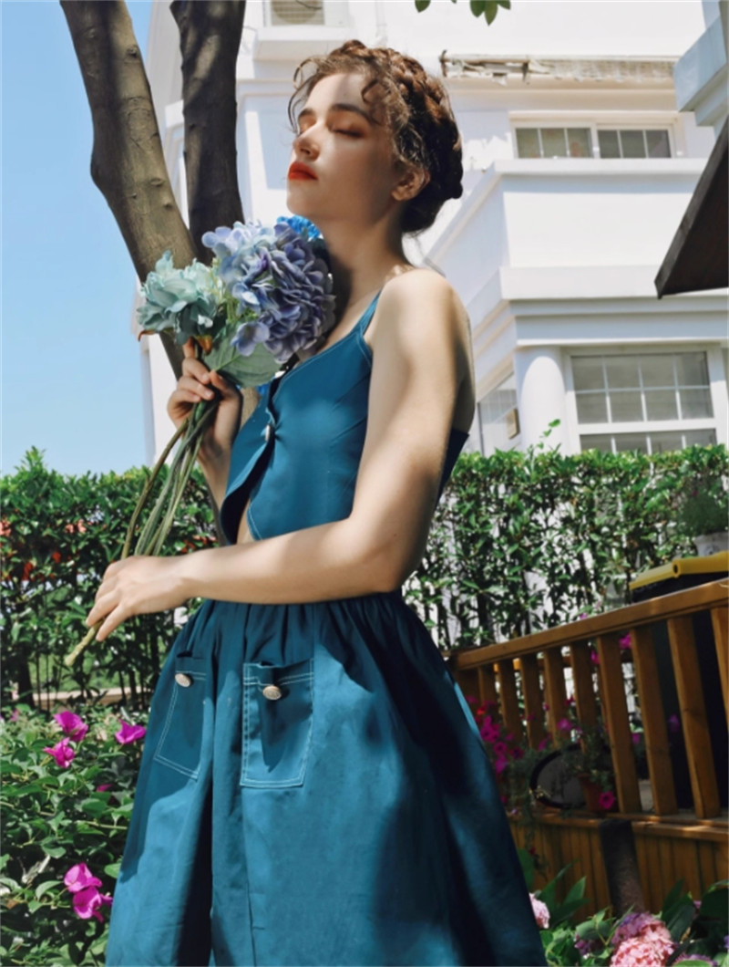 Lolita Style Peacock Blue V-Neck Suspender Strap Dress Retro Backless/Waist-Look