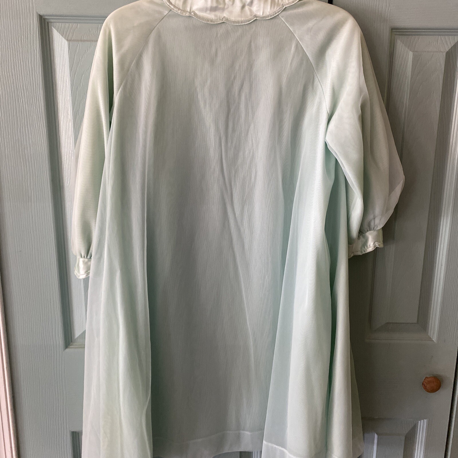 Vintage Artemis Night Gown Robe Set Pale Green