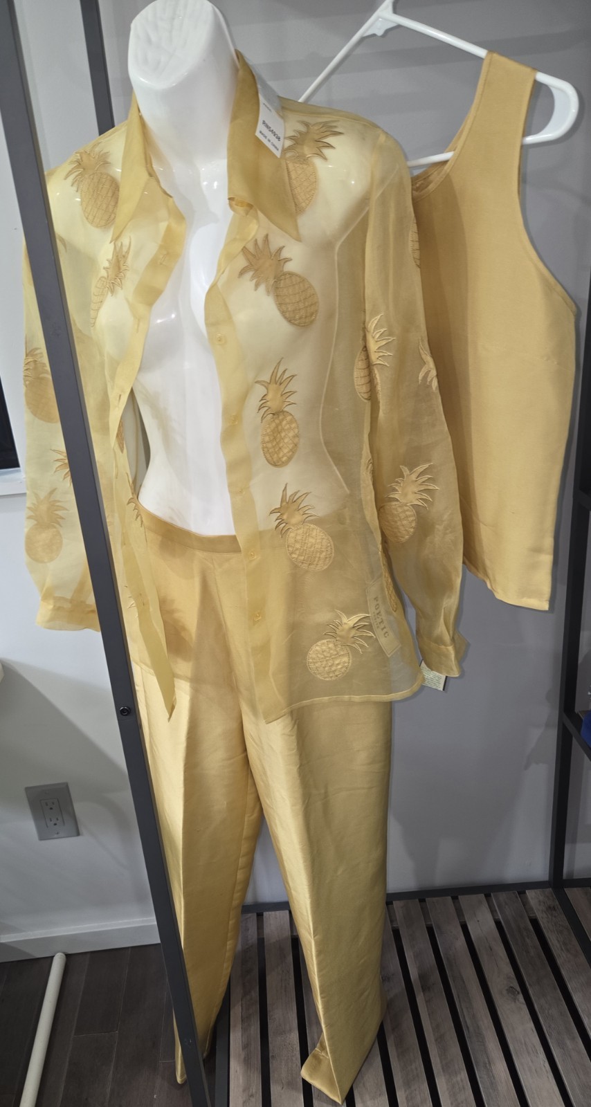 Vintage sz 8 Poetic Petite Gold Silk Outfit Sheer Pineapple Blouse Shell Pants