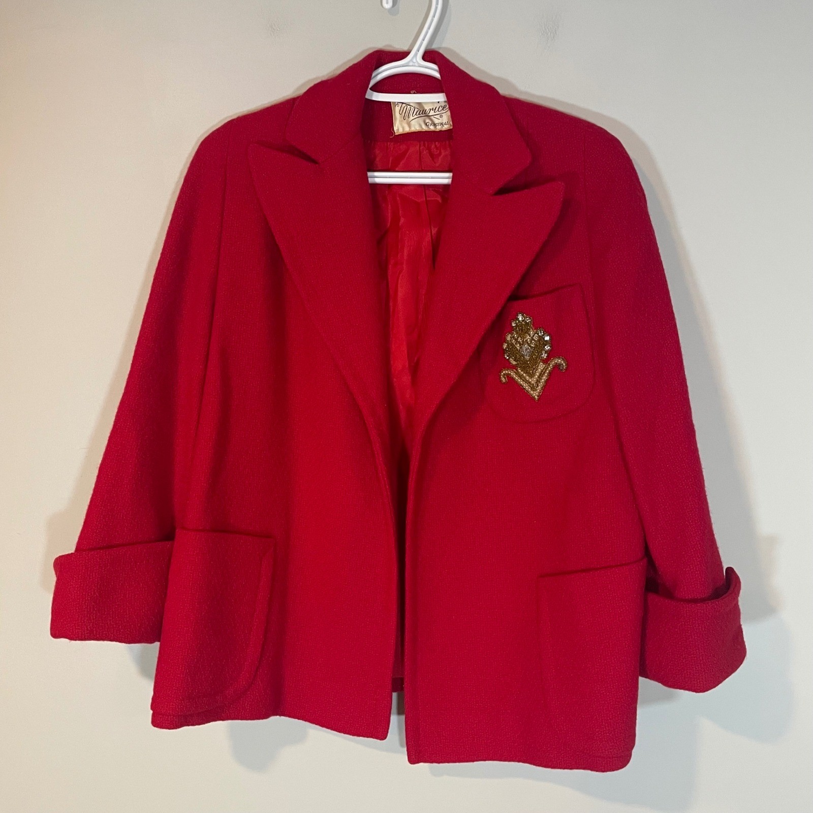 Vintage Maurice Original Red Beaded Crest Blazer Jacket Peaked Lapel Cuffed S/M