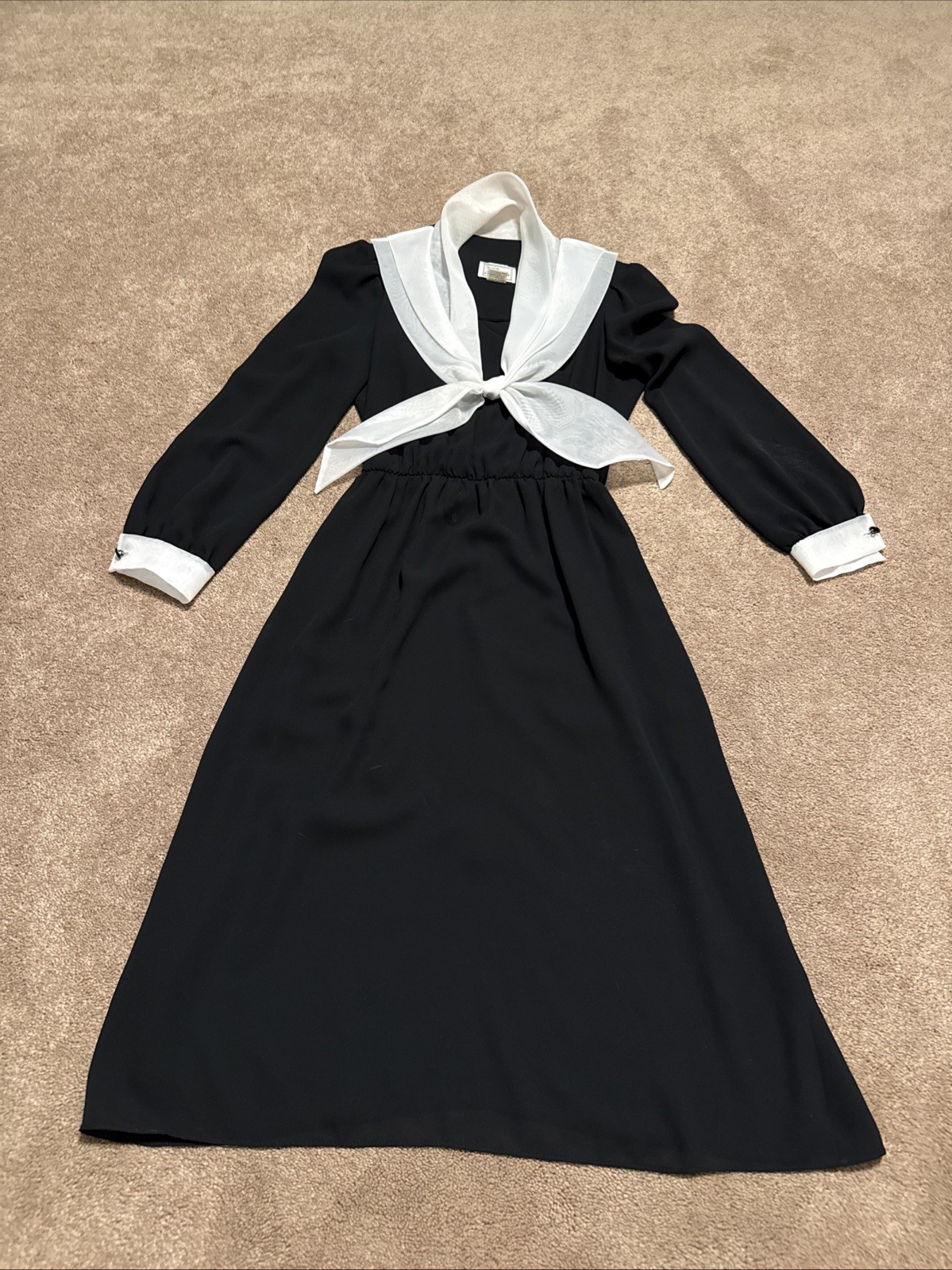 Vintage Trends By Jerrie Lurie Black Dress Sz 10 White Sailor Collar Front Tie