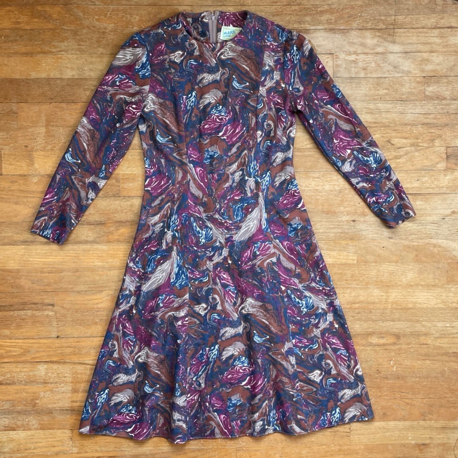 Vintage Abstract Print Dress Size Small 1980s Fine Knit Colorful Poly/Wool Blend