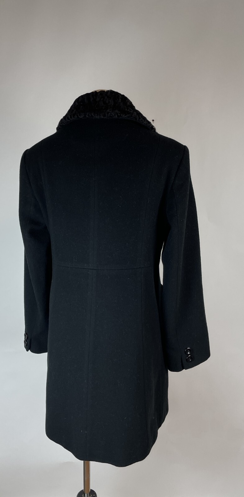 Vintage 80s SCAASI black 100% merino wool + Lamb Fur trim Heavy Coat 4, LINT