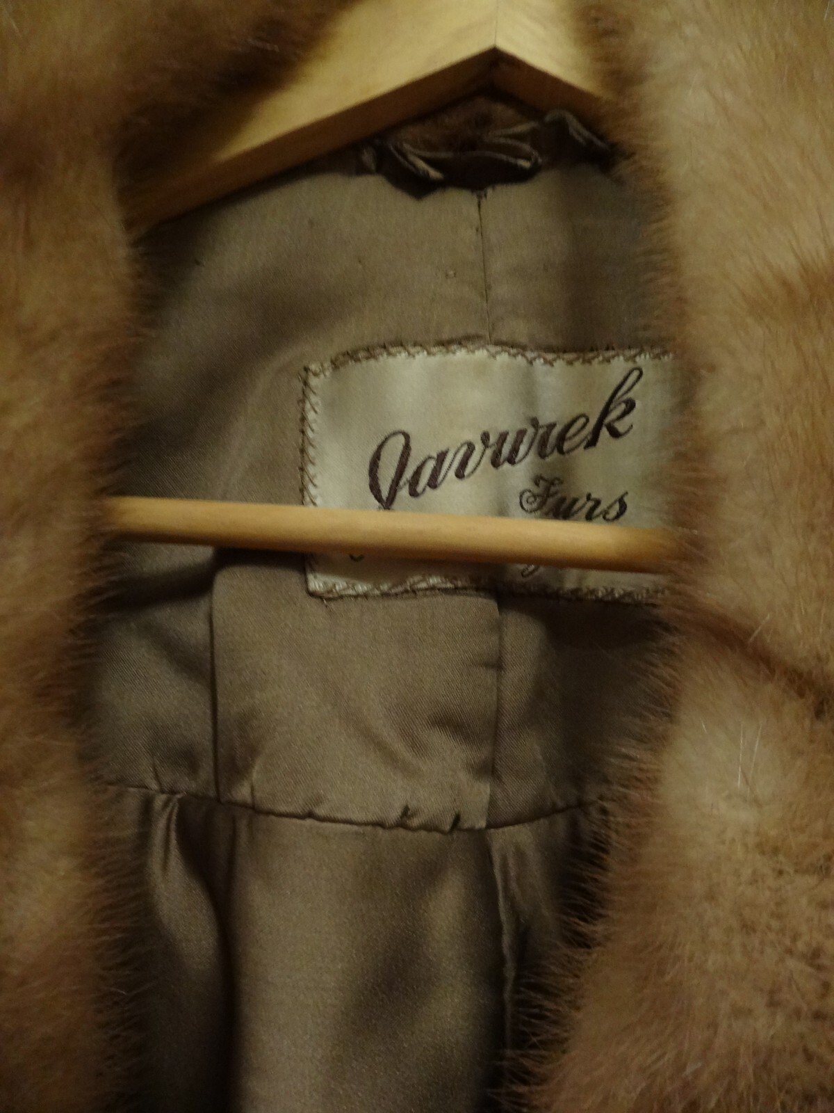 Genuine Light Brown Mink Fur Stole Cape