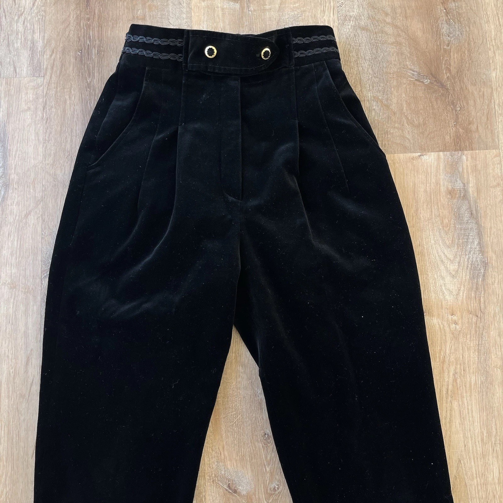 VTG Niedieck Black Velvet Pants Pleated Gold Belt Rope Detail Moody M FLAW