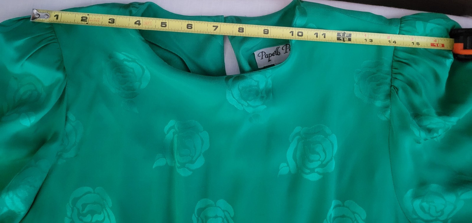VTG 80s Papell 100% Silk Green Belted Stretch waist Dress size 12P Half Sleeve