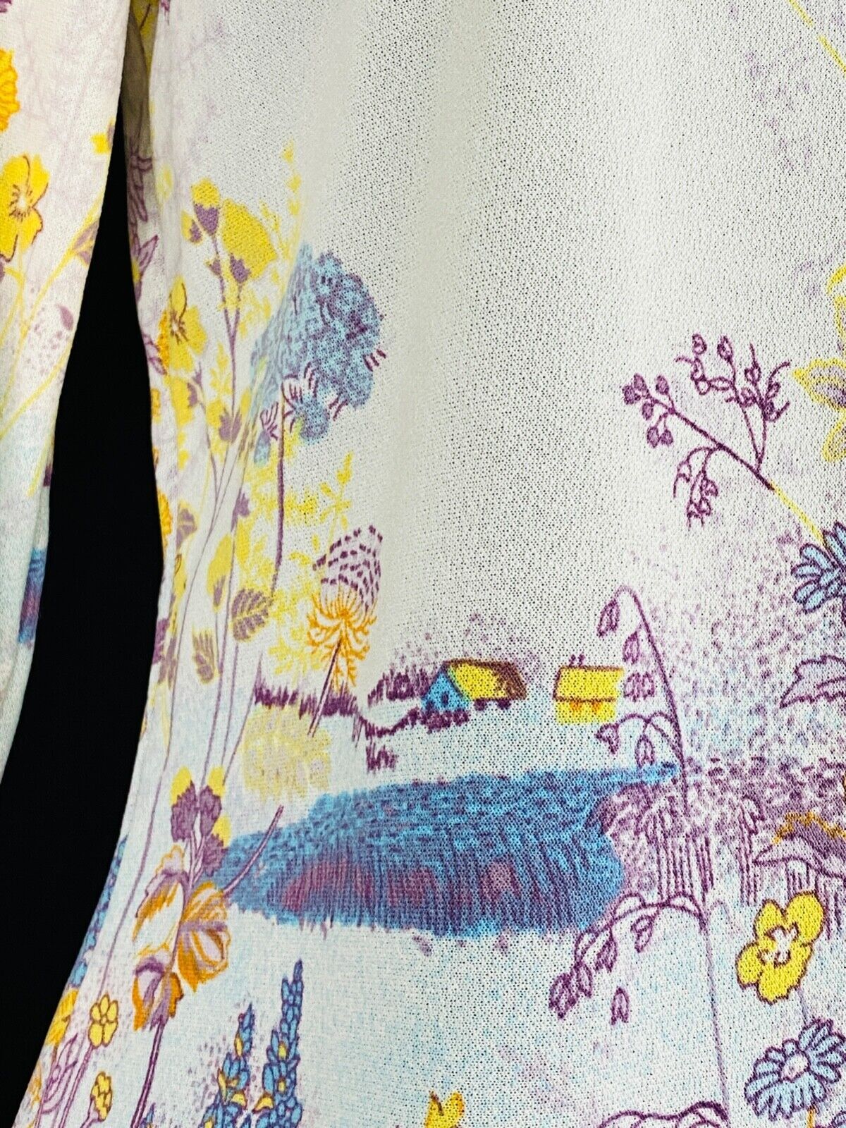 Vintage 1970s white floral blouse novelty print shirt top long sleeve deadstock