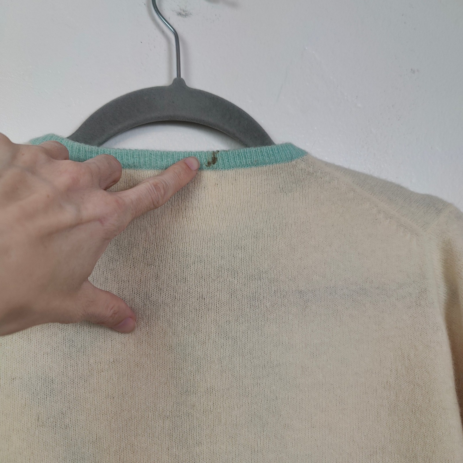 Vintage 1960s Glanamere Cardigan Womens 36 Cream Blue Embroidered Floral 60s