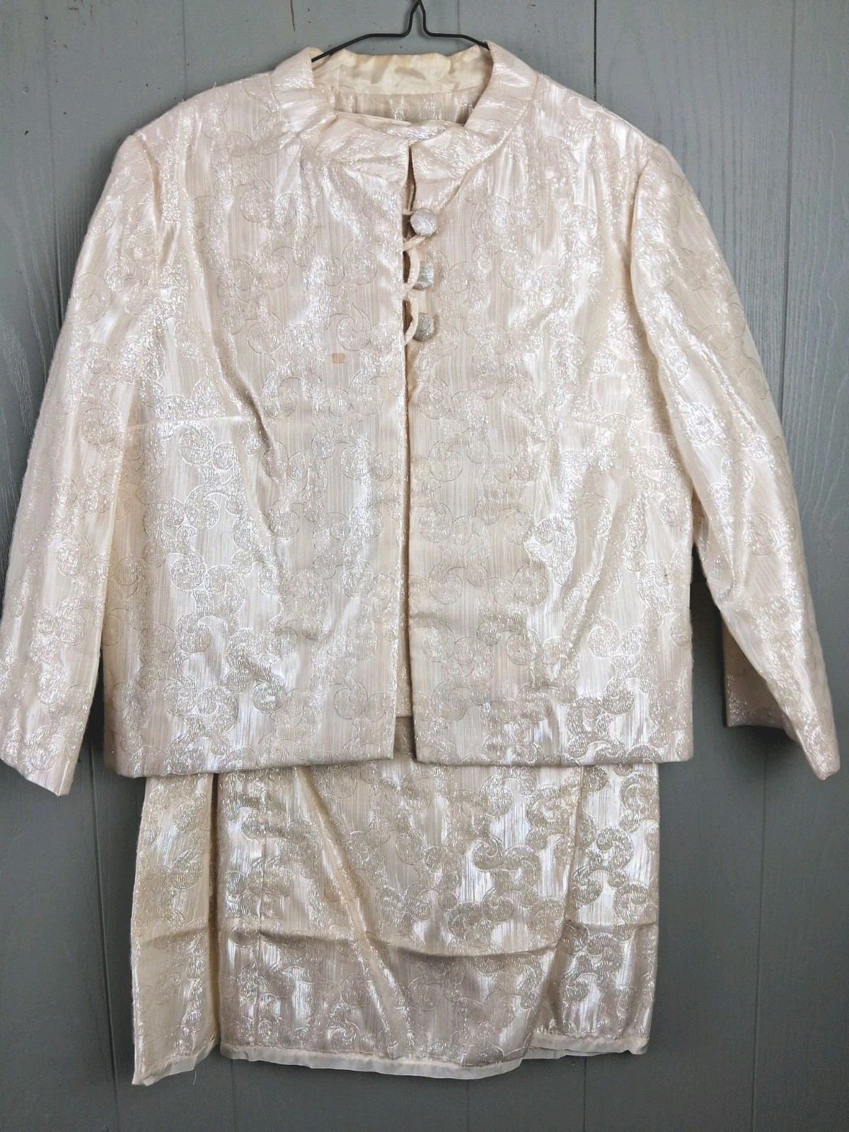 Vintage Mid Century Jaquard Skirt Jacket Set SMALL Iridescent Cream 3pc Flawed
