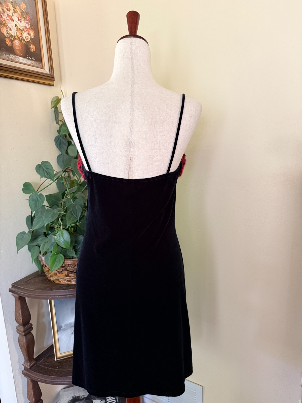 Vintage 90s Finesse USA Black Velvet Mini Dress Burgundy Faux Fur Trim sz L