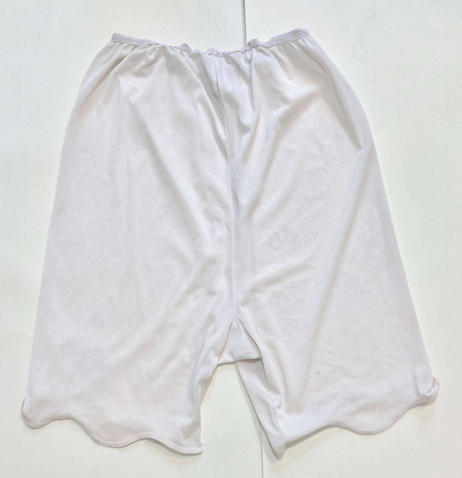 VINTAGE CAROL BRENT PALE PINK BLOOMERS, PETTIPANTS ROSE EMBROIDERY, SMALL