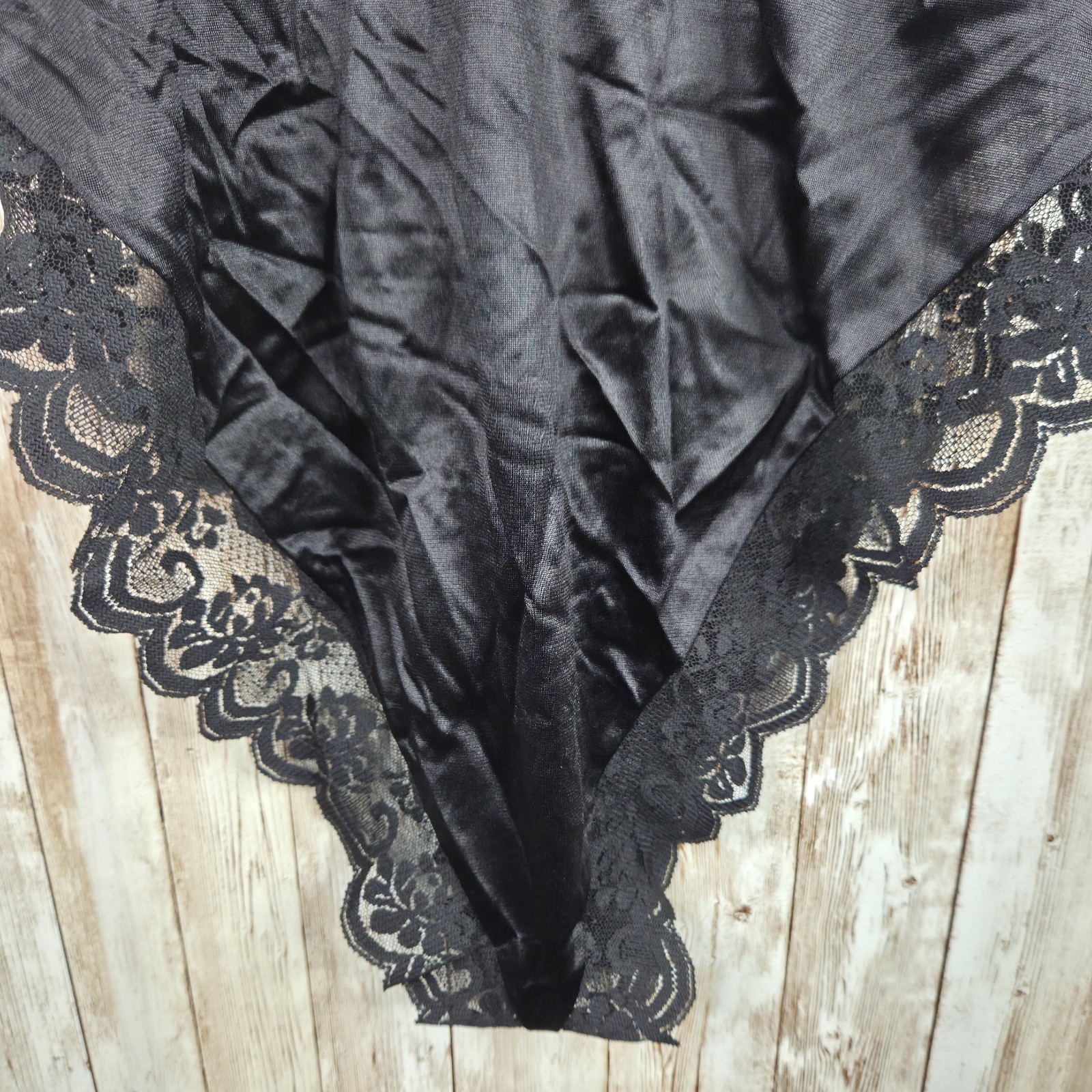 Vintage CHANTILLY Maidenform Black Teddy One Piece Lingerie Size 32 Satin Lace