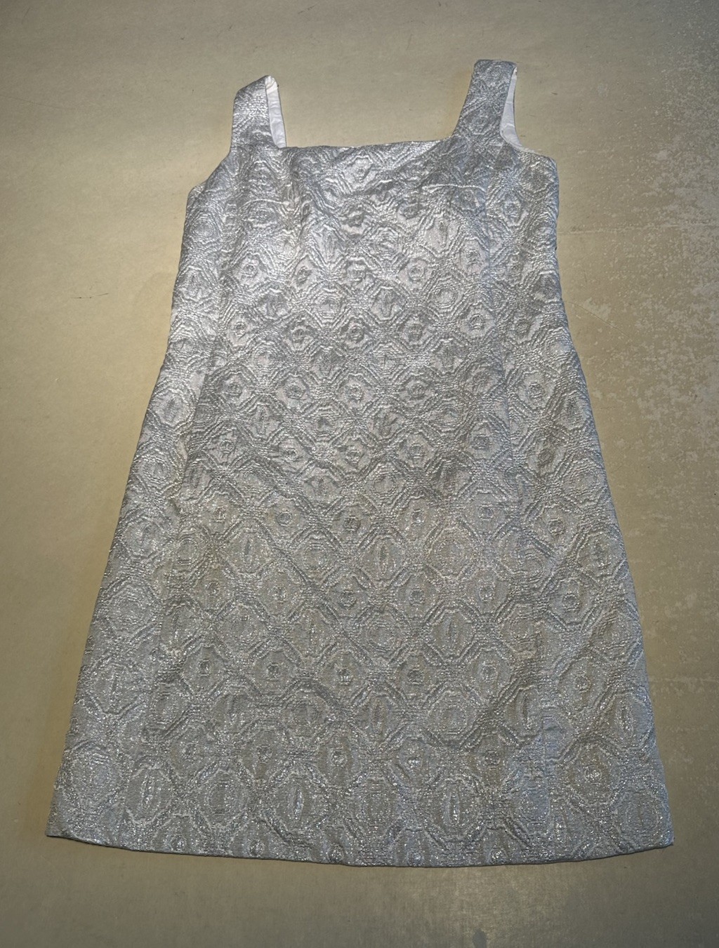 Vintage Mod 60s White Silver Metallic Sleeveless Dress Sz XS-S Pre-owned