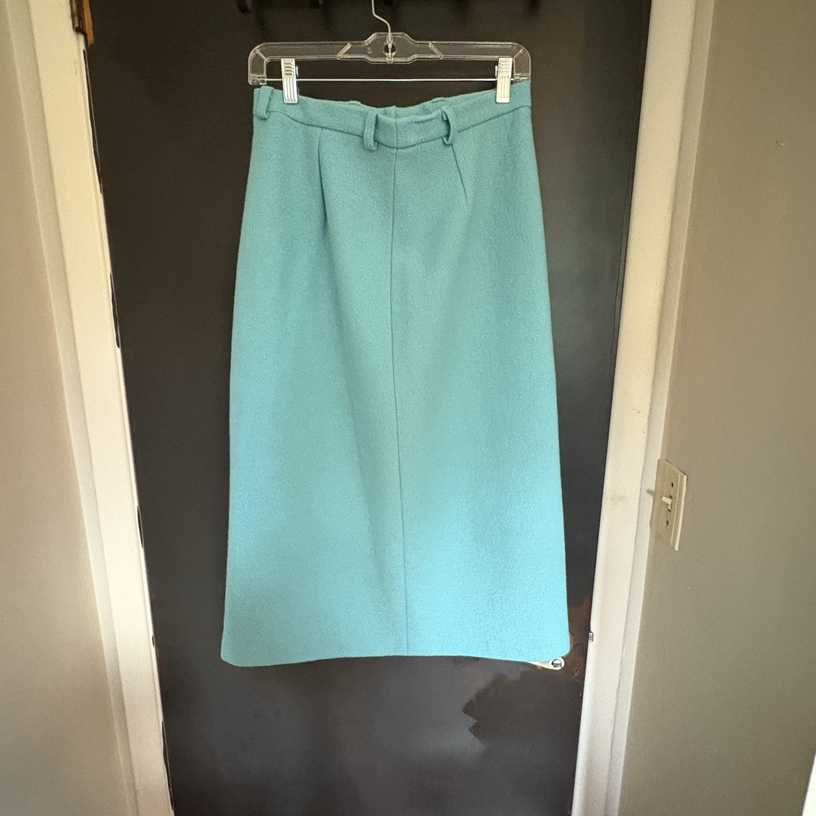 Geiger Collections Pure New Wool Vintage Skirt – Teal/Aqua Blue – Size 40 -(8)