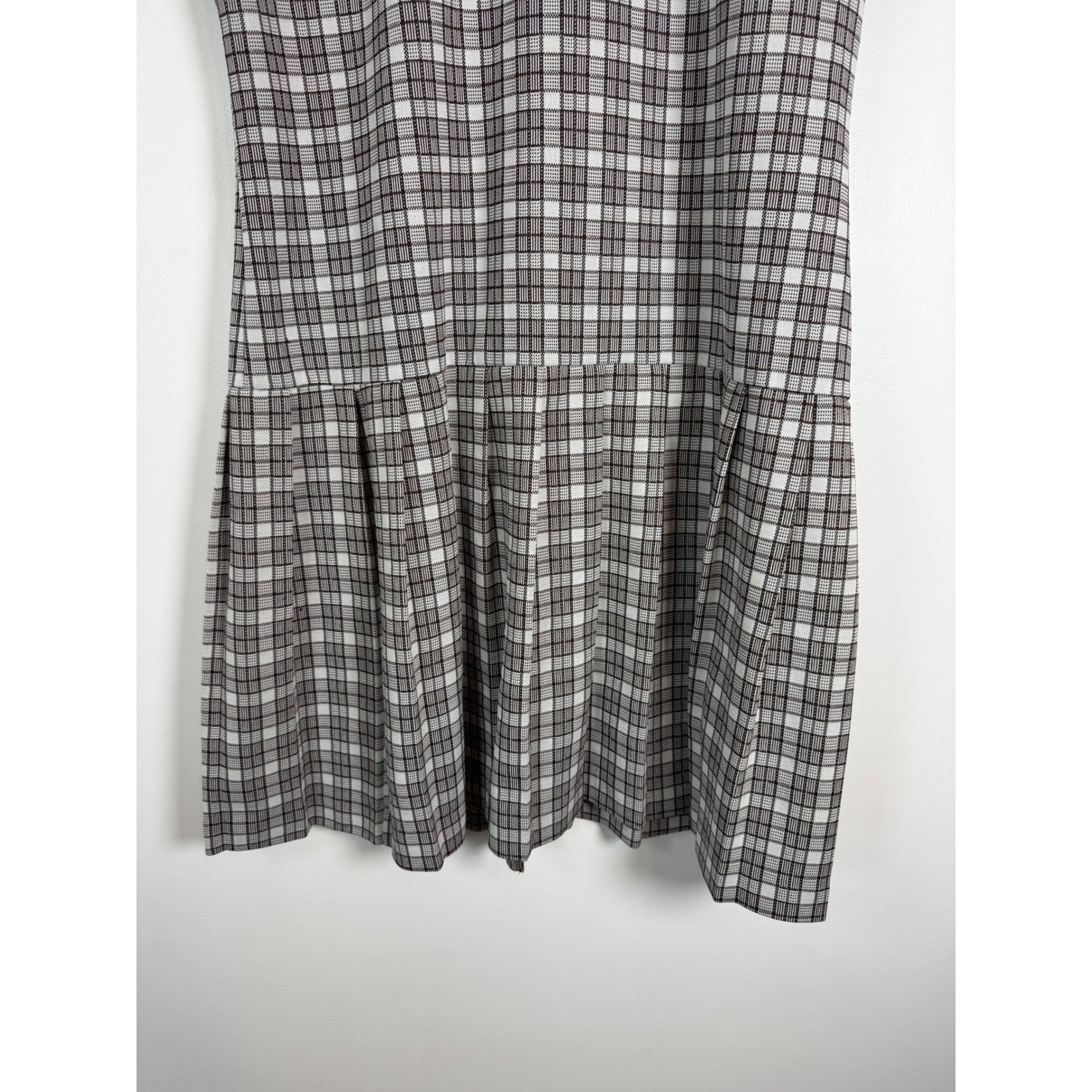 Vintage ILGWU Union Made Women 22.5 Drop Waist Dress Brown Plaid Pleated Retro