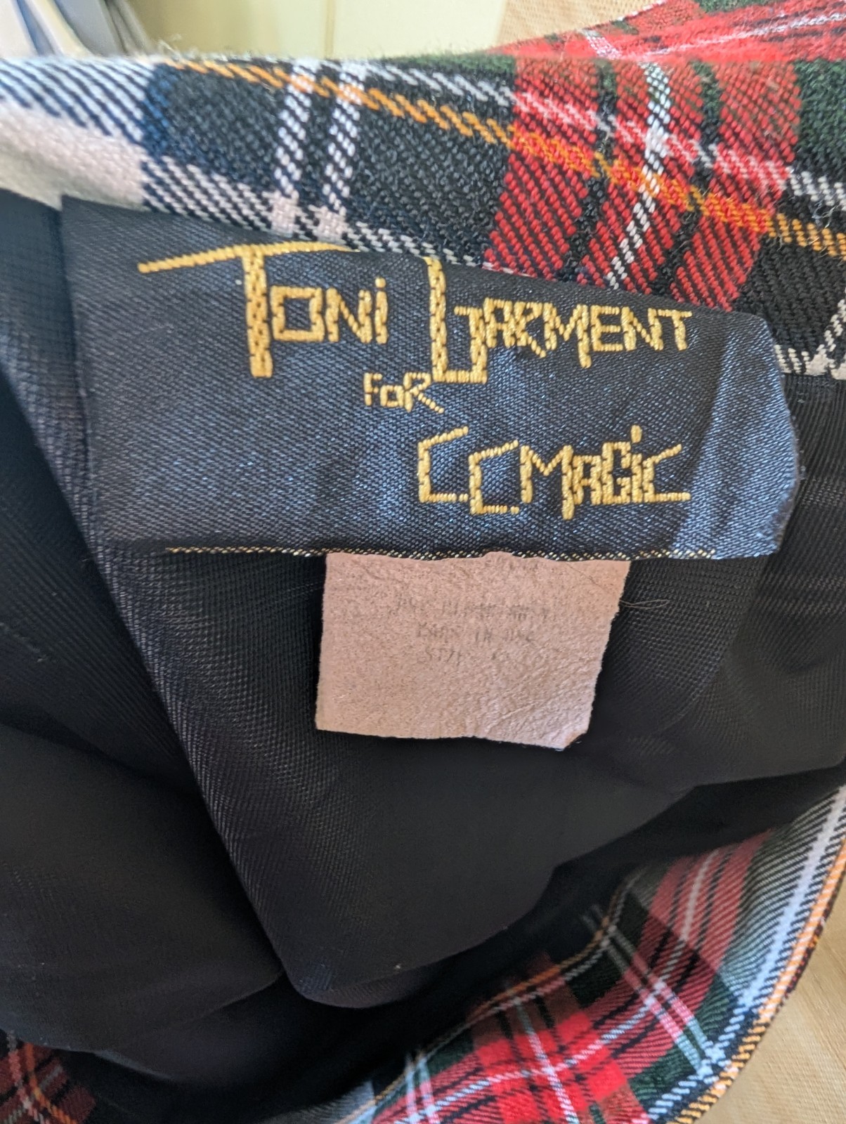 Vintage Plaid Miniskirt Y2K Toni Garment Tartan Red Green Academic Size Small/XS