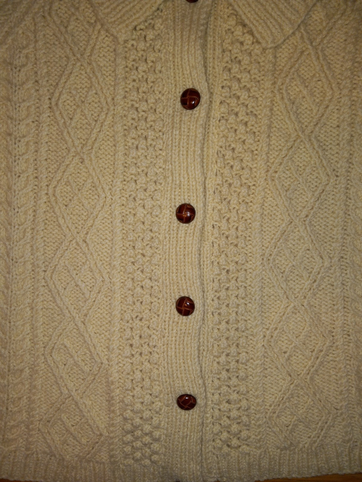 Vintage Pitlochry Scotland Wool Cable Knit Cardigan Shawl Collar EUC L/ XL