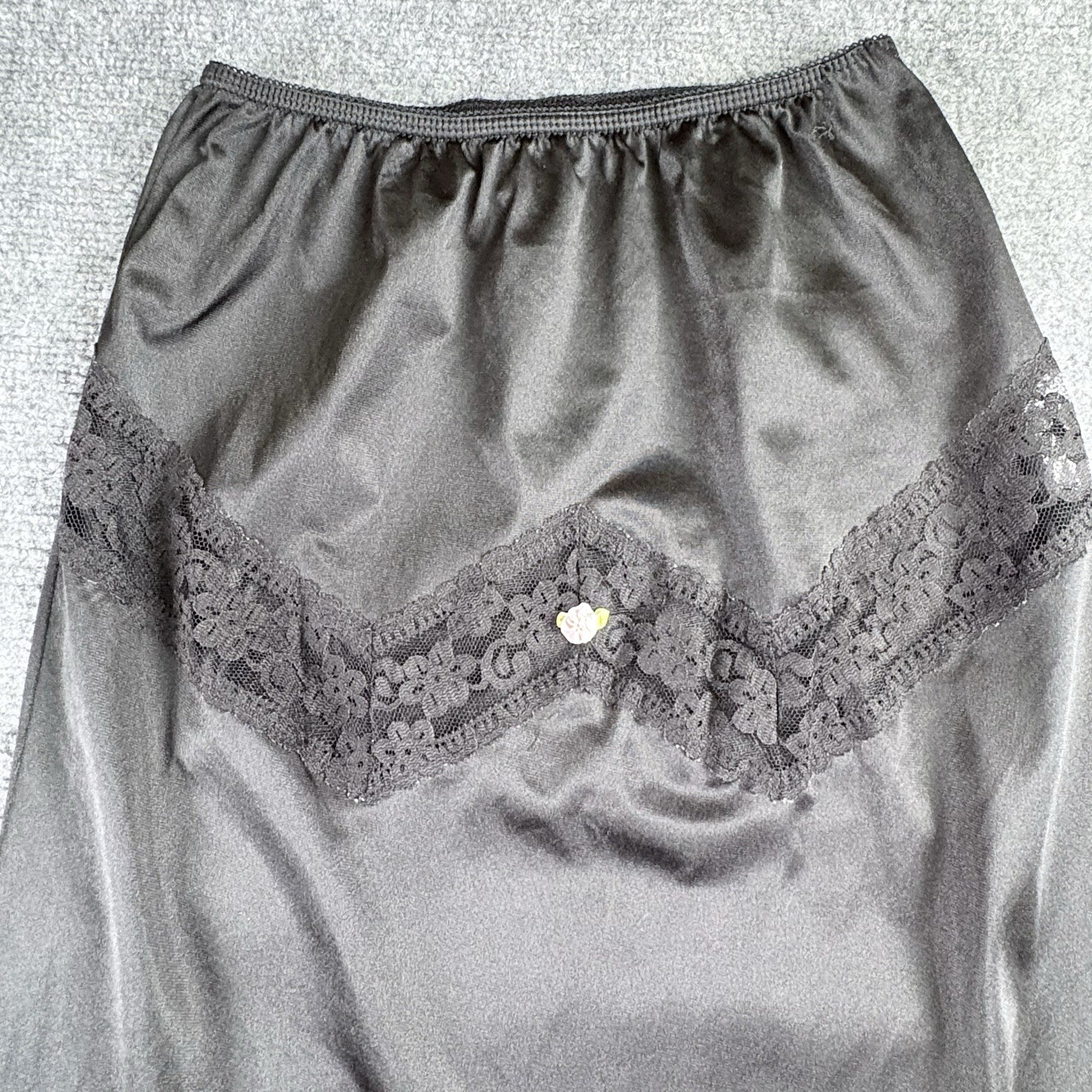 Vintage 70s Body Chic Half Slip Women’s S Black Lace Trim USA Nylon Lingerie 80s