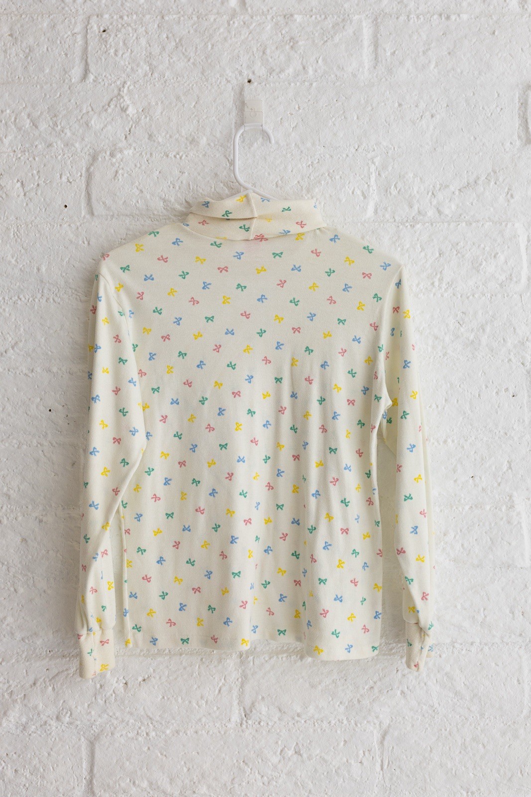 Vintage Jane Colby Cream Turtleneck w/ Mini Bow Print Long Sleeve