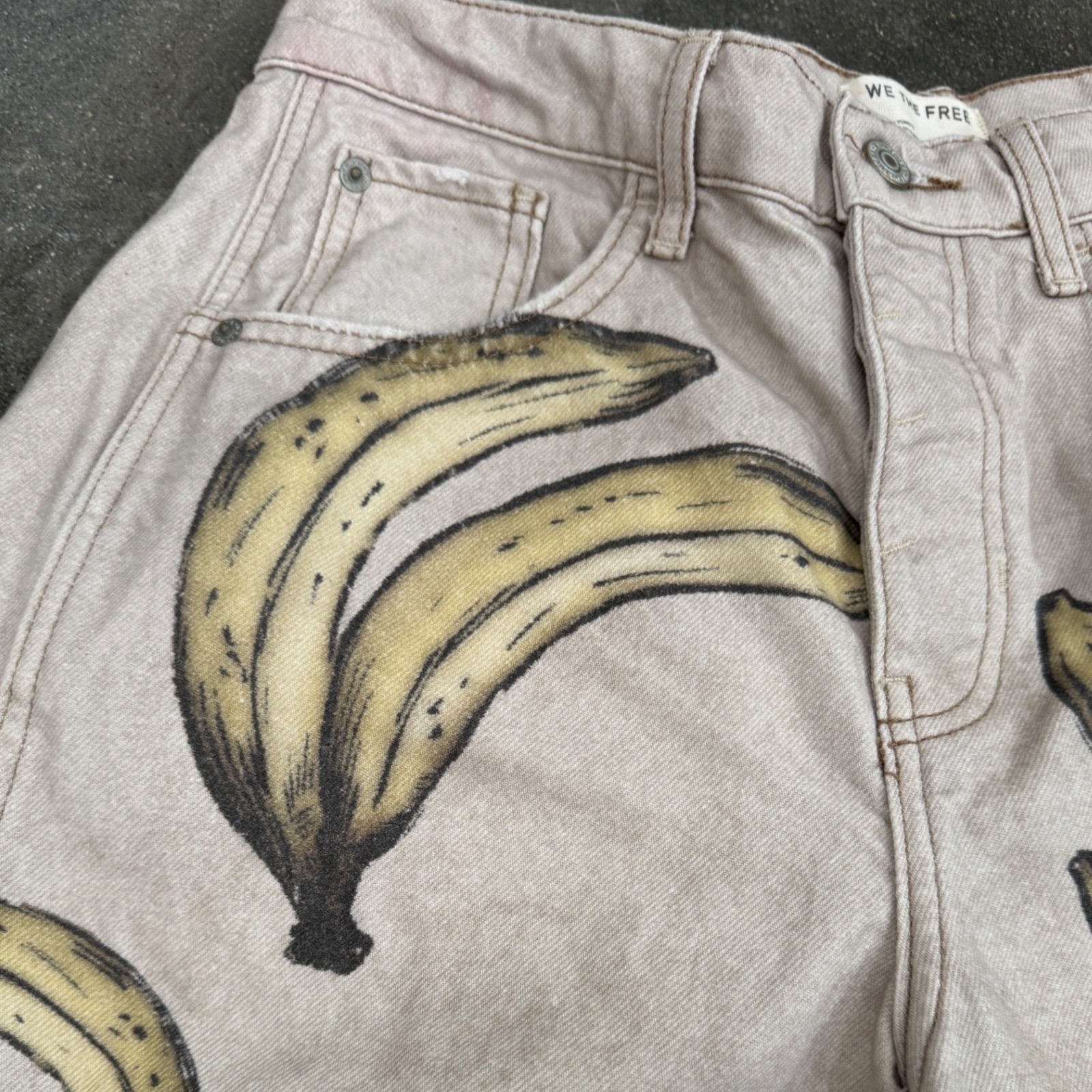 We The Free People Printed Go Bananas Good Luck Barrel Jeans NWT Size 30