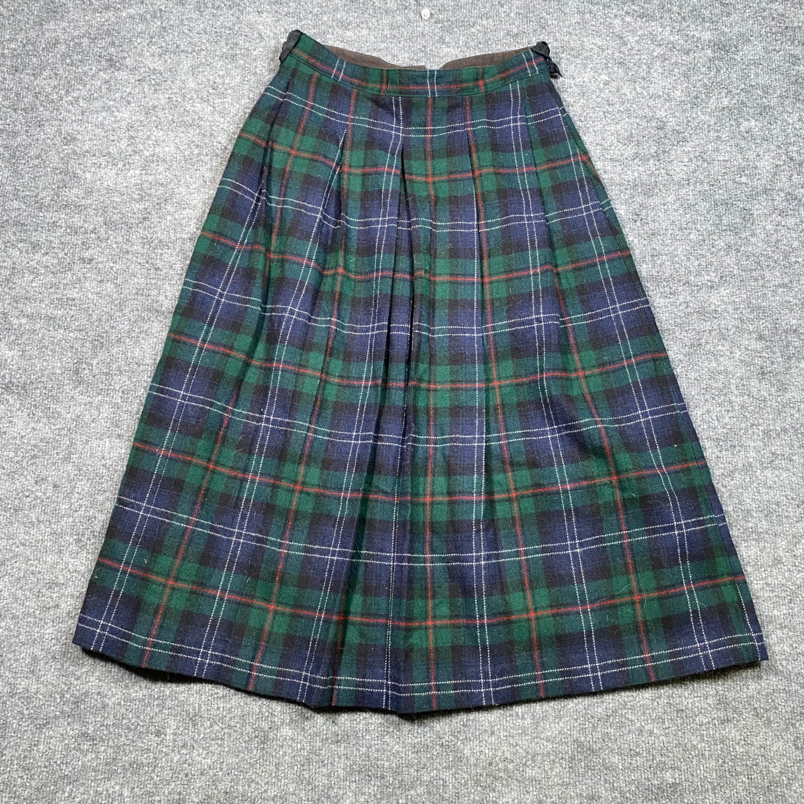 The Woolrich Woman Vintage Plaid Wool Midi Skirt Green Blue Tartan USA Made 27W