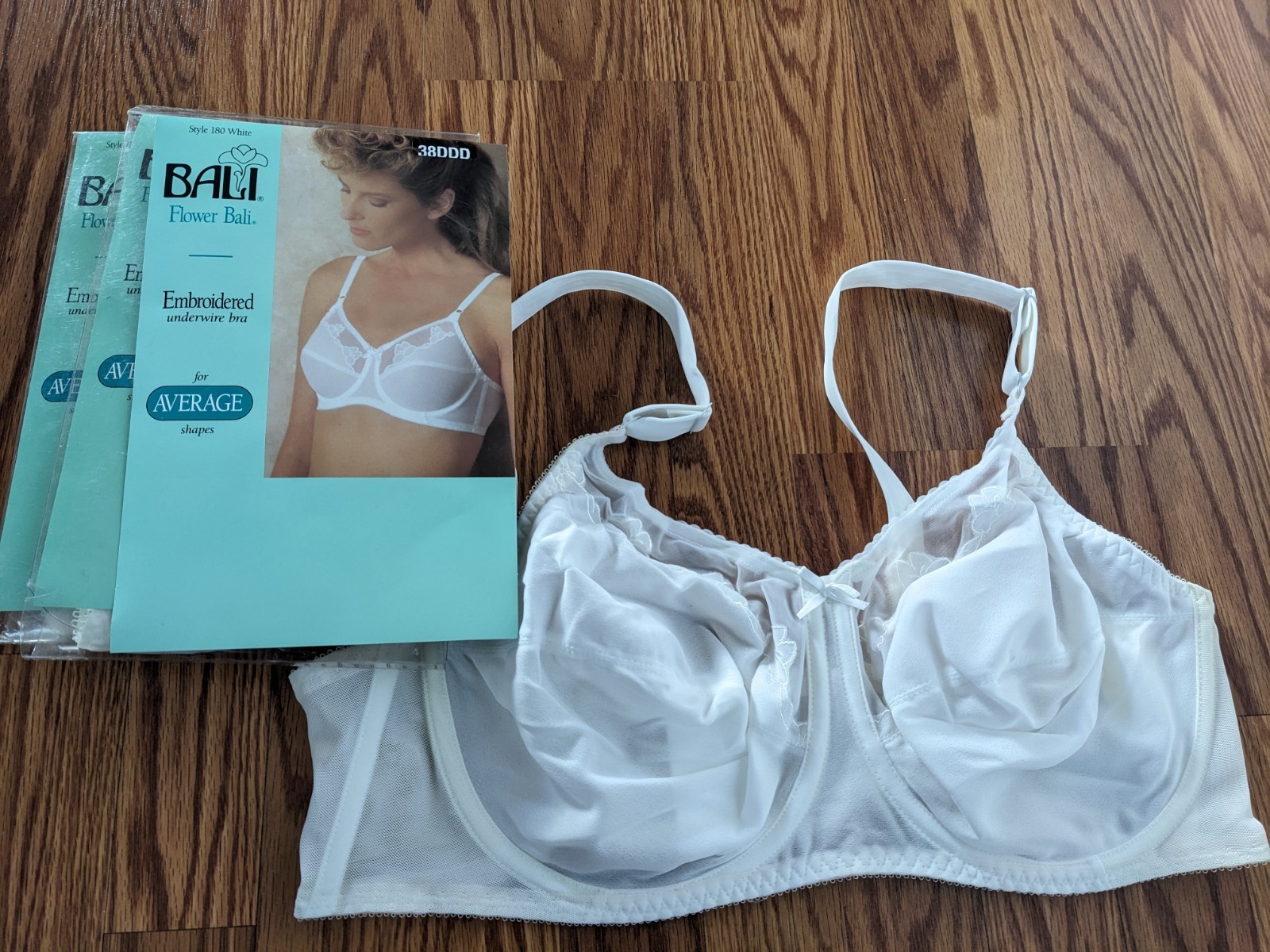 NOS Lot of 3 Vintage BALI 1988 80s White Underwire Bras lace 38DDD Mervyn’s bra